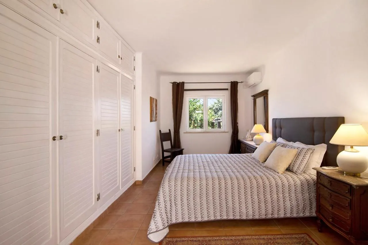 Casa Alcantarilha Pera 0*,  Portugal